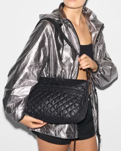 Medium Metro Roxy
