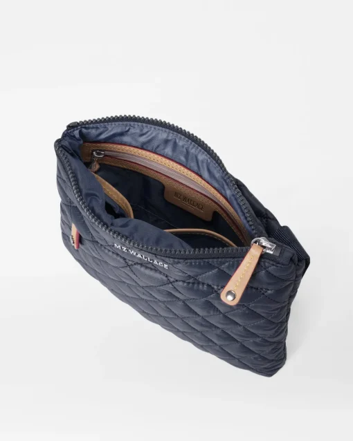 Metro Flat Crossbody