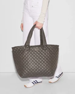 The Metro Tote® Deluxe - Large