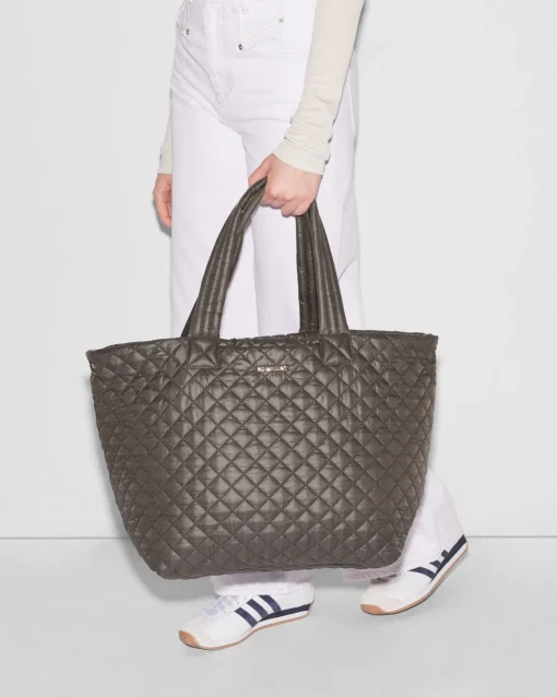 The Metro Tote® Deluxe - Large