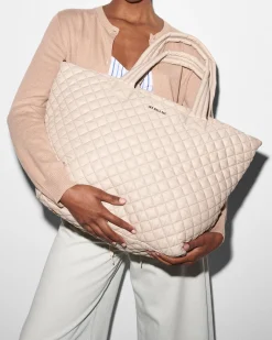 The Metro Tote® Deluxe - Large