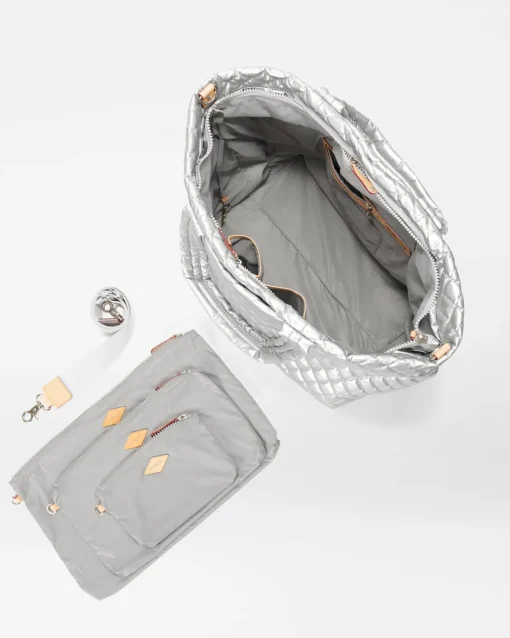 The Metro Tote® Deluxe - Large
