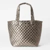 The Metro Tote® Deluxe - Medium