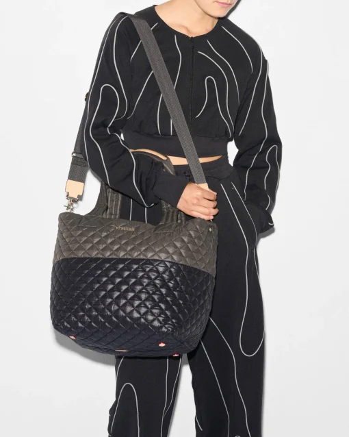 The Metro Tote® Deluxe - Medium