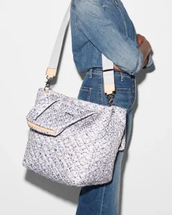 The Metro Tote® Deluxe - Medium