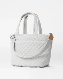 The Metro Tote® Deluxe - Medium