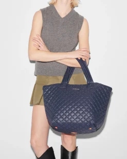 The Metro Tote® Deluxe - Medium