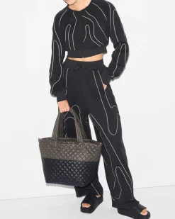 The Metro Tote® Deluxe - Medium