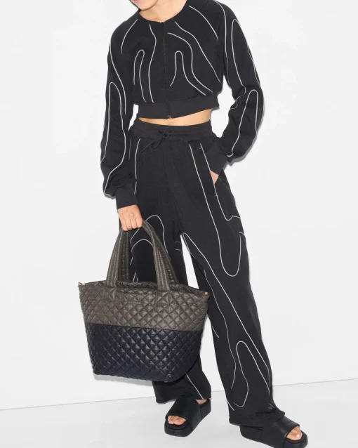 The Metro Tote® Deluxe - Medium