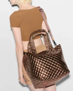 The Metro Tote® Deluxe - Medium