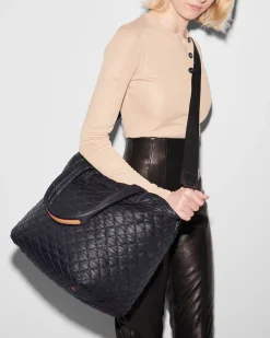 The Metro Tote® Deluxe - Medium