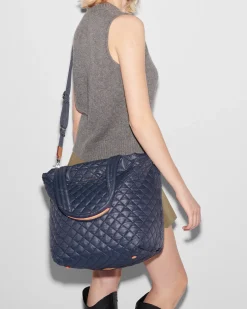The Metro Tote® Deluxe - Medium