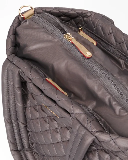 The Metro Tote® Deluxe - Medium